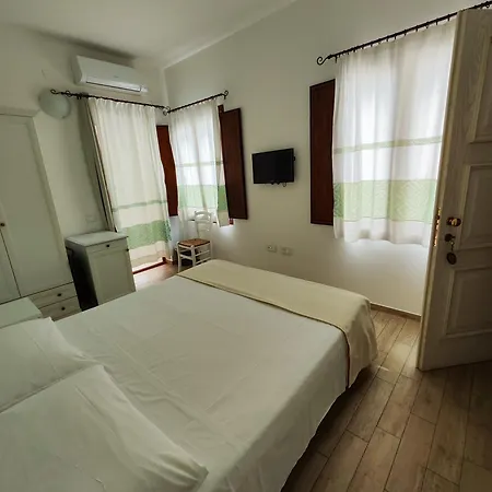 מלון Stella D'oro 2*