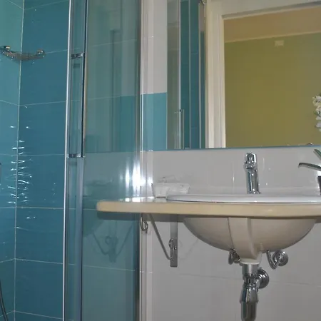 מלון Stella D'oro 2*